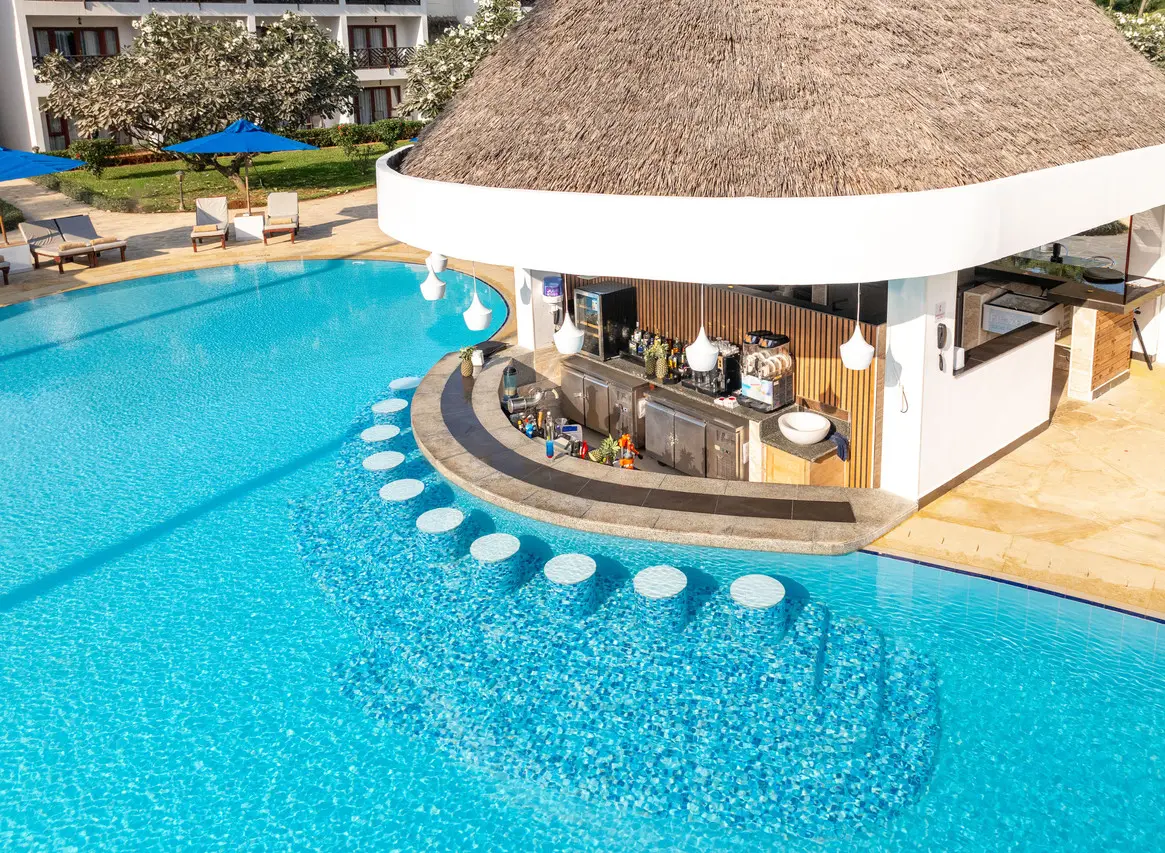 Área exterior do Nungwi Beach Resort by Turaco